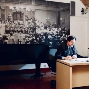 COME SI ASCOLTA LA MUSICA. Introduzione all’ascolto della musica: come si ascolta e perché COME SI ASCOLTA LA MUSICA. Introduzione all’ascolto della musica: come si ascolta e perché
